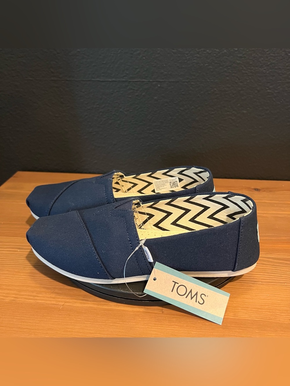 Toms Women’s Alpargata Solid Navy Blue Cotton Canvas Slip On Shoes Size 6.5